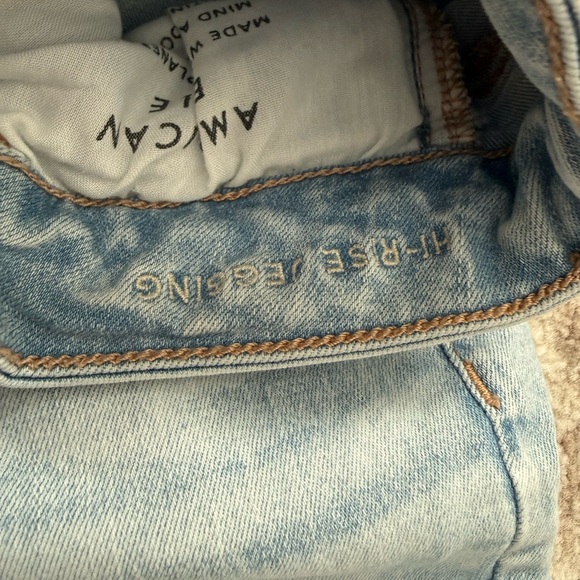 American Eagle Hi-Rise Jeggings ✨ Size: 8P - Picture 3 of 5
